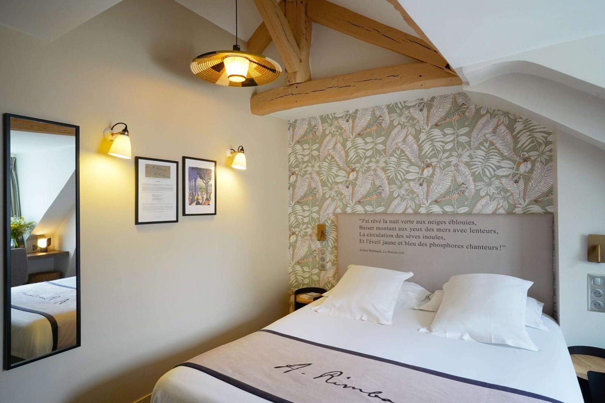 Chambre Lit Queen-Size Confort - Non-Fumeurs